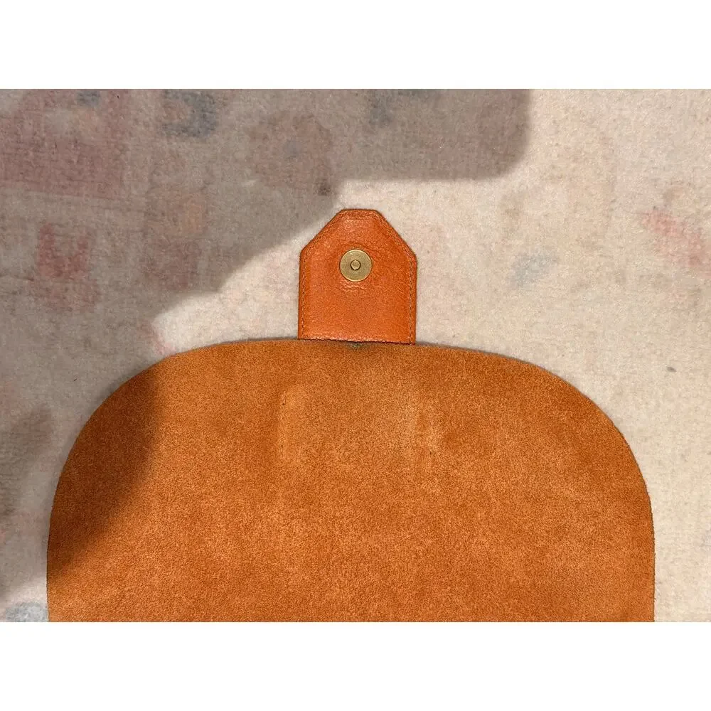 Il Bisonte Fausta Small Caramel Leather Crossbody Bag - Picture 5 of 8